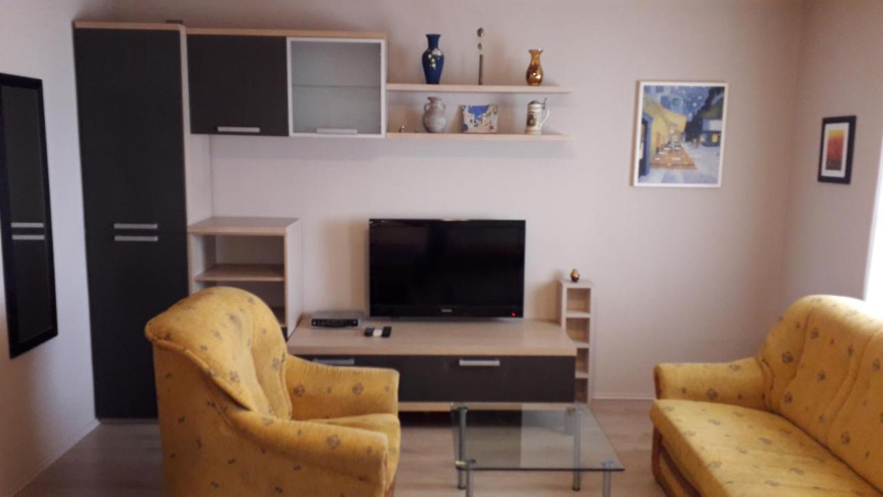 Apartments Svjeta Jadranovo Luaran gambar